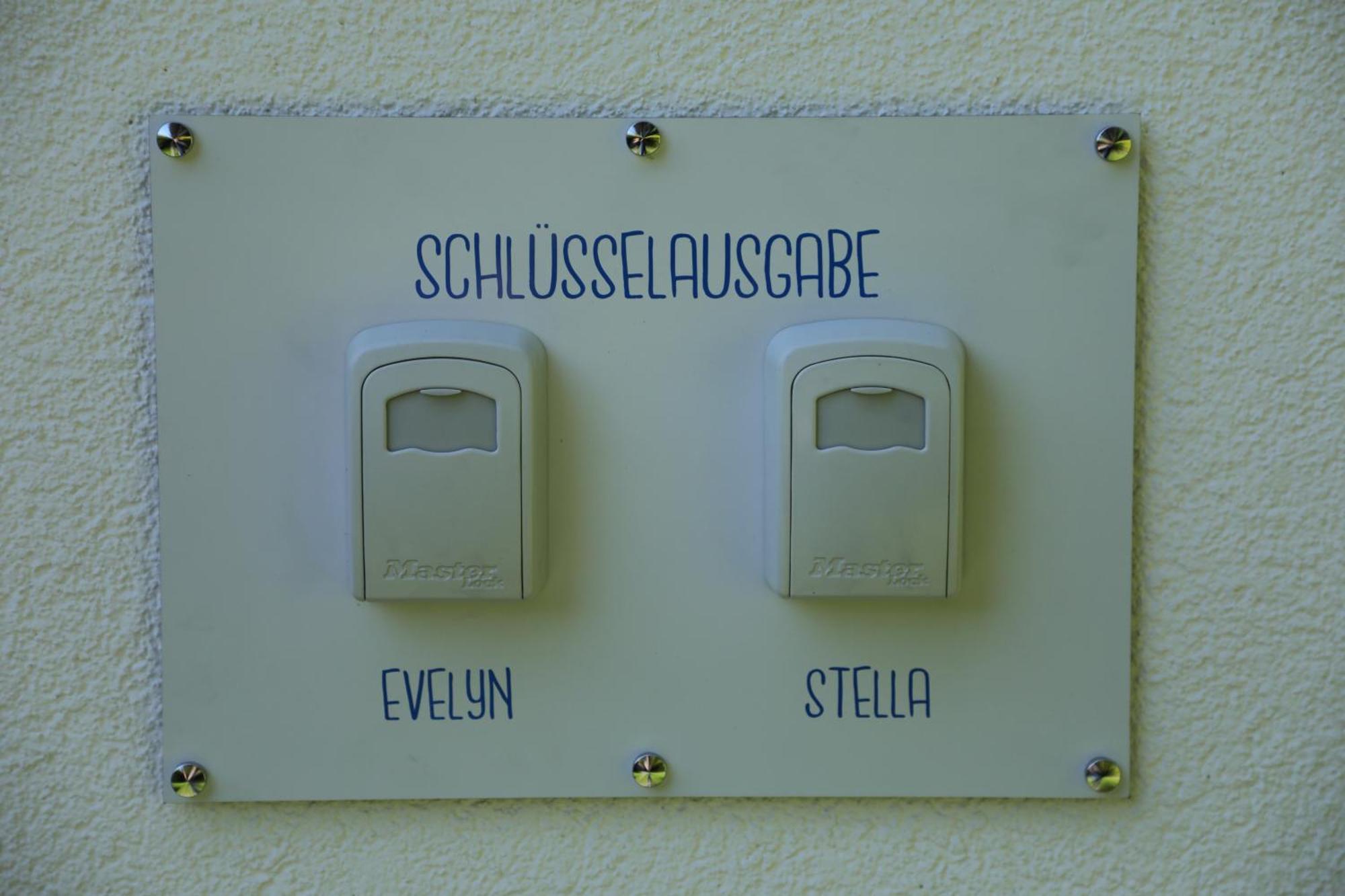 Eine sehr gemütliche Dachgeschoß Ferienwohnung Ihlow  Exterior foto
